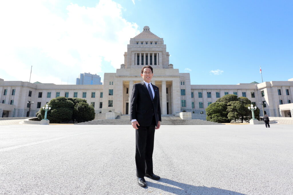 岸田 ○雄 岸田文雄も落選へ - البحث / X